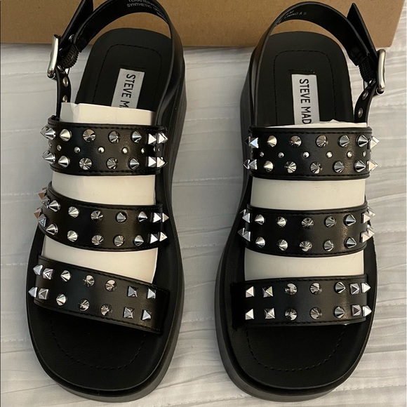 COPY - Steve Madden Sandals - Picture 2 of 5